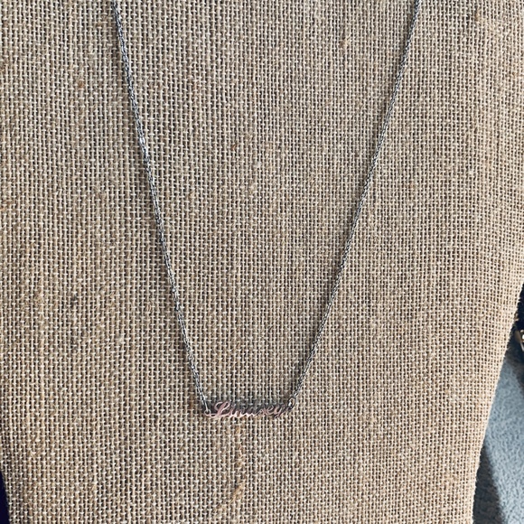 Lindsey - Silver Tone Nameplate Lindsey - Script Lindsey Nameplate - NWOT - Picture 5 of 7